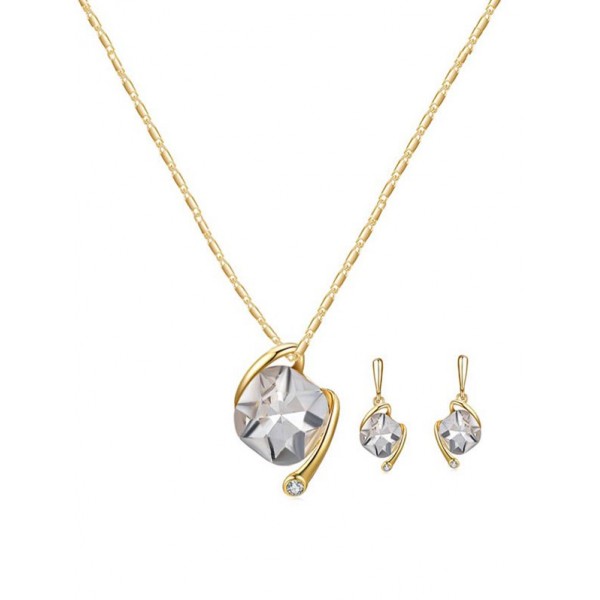 Artificial Diamond Pendant Necklace and Earrings - White